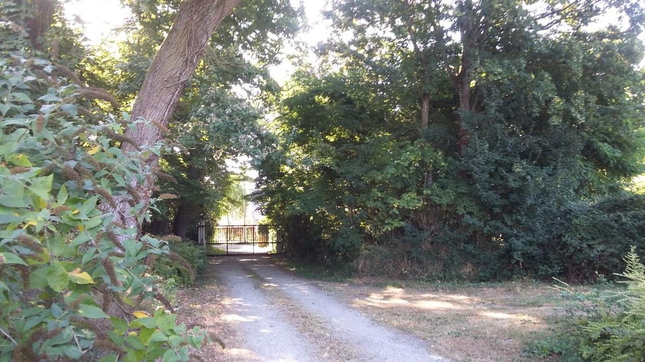 Logis Relais Des Cailleres Ξενοδοχείο Saint Pavace Εξωτερικό φωτογραφία